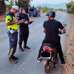 manisada motosiklet denetimleri N874RZJD