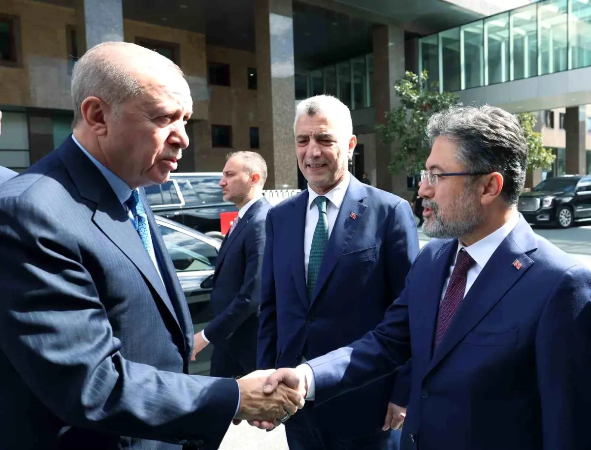 cumhurbaskani erdogan kooperatiflerimize toplam 3 milyar liralik kredi imkani sunacagiz dPEkuSRU