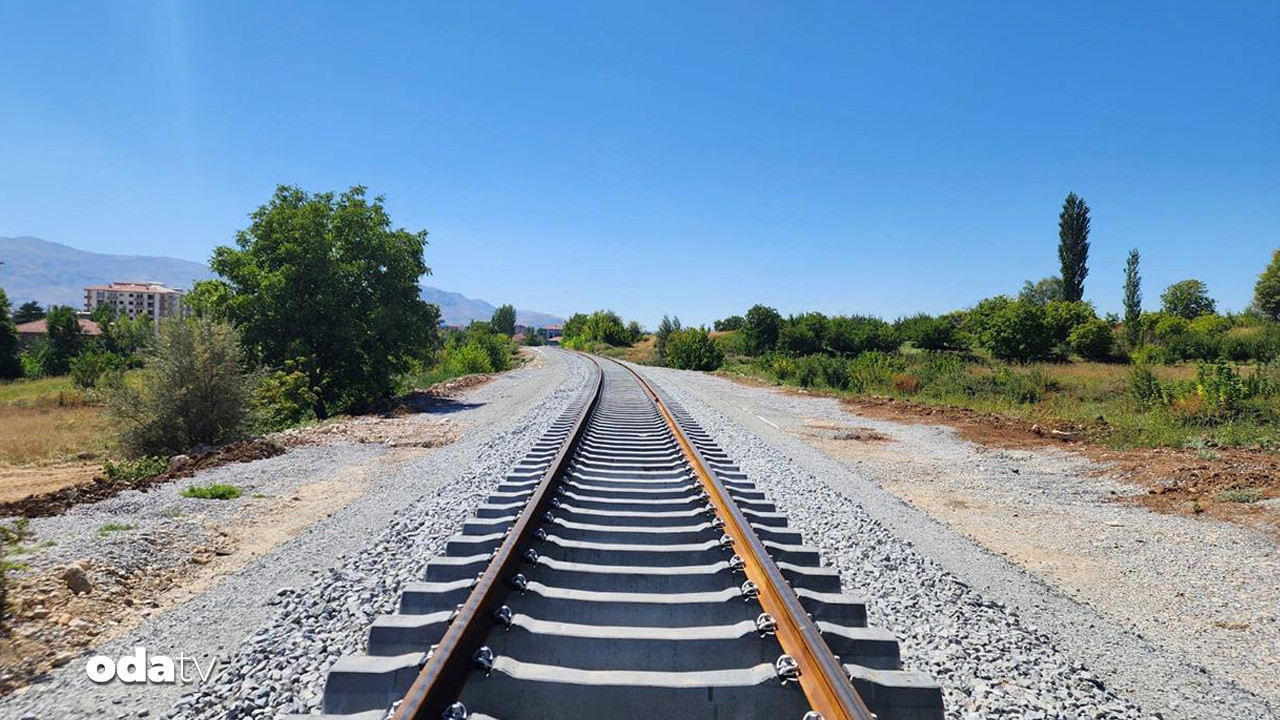 depremde dagilan hat aciliyor 4Kwqm7TR