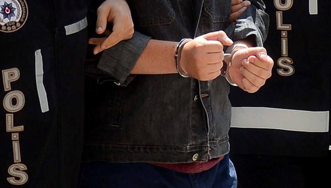 fetonundisisleriyapilanmasina operasyon 15 gozalti karari var FxpTcyrm