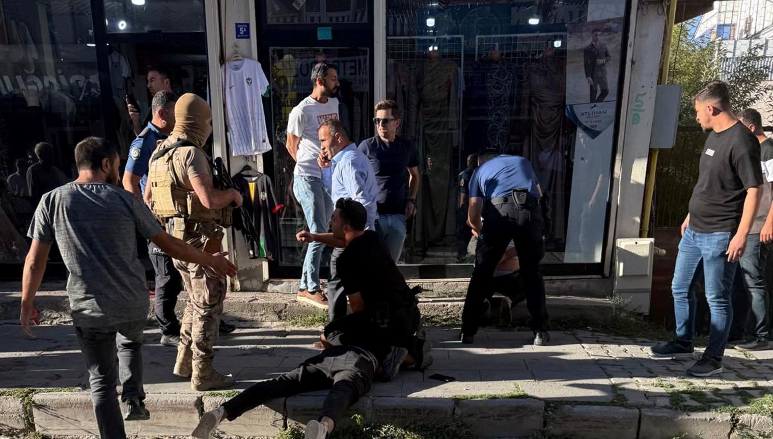 mustaki silahli kavgada olu sayisi 3e cikti 5gC1sTYf