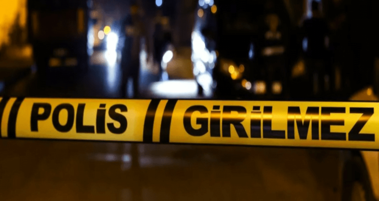 tarlaya devrilen kamyonetin surucusu oldu 62uA8GUM