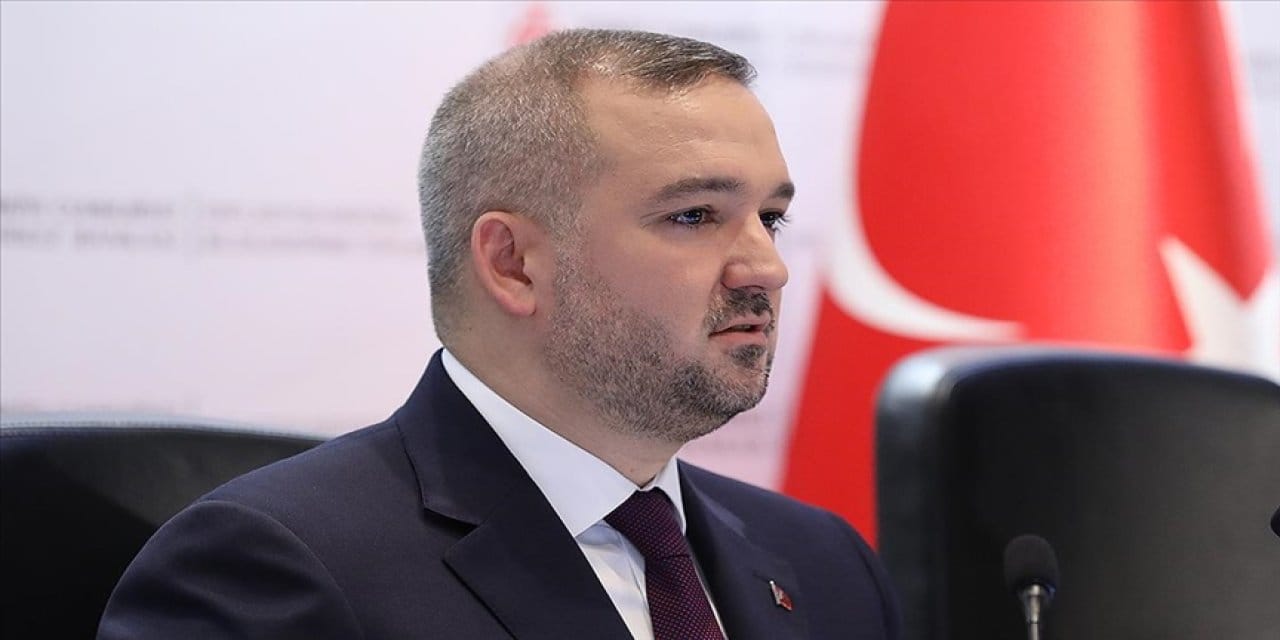 tcmb baskani karahan acikladi ara hedeflerde sapma olursa sikilasma devreye alinacak uaSyUIZT