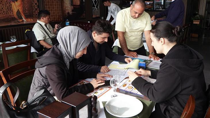 beyoglunda 4 turiste 59 bin liralik hesap isletme sahibi herhangi bir haksizlik yok PeCcTW99.jpg