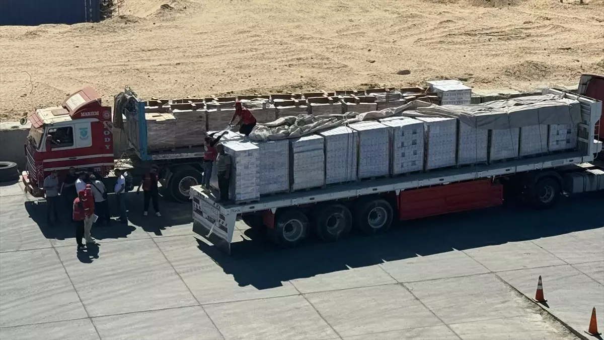 gazzeye iyilik gemisi ulasti MYPC7Kqt.jpg