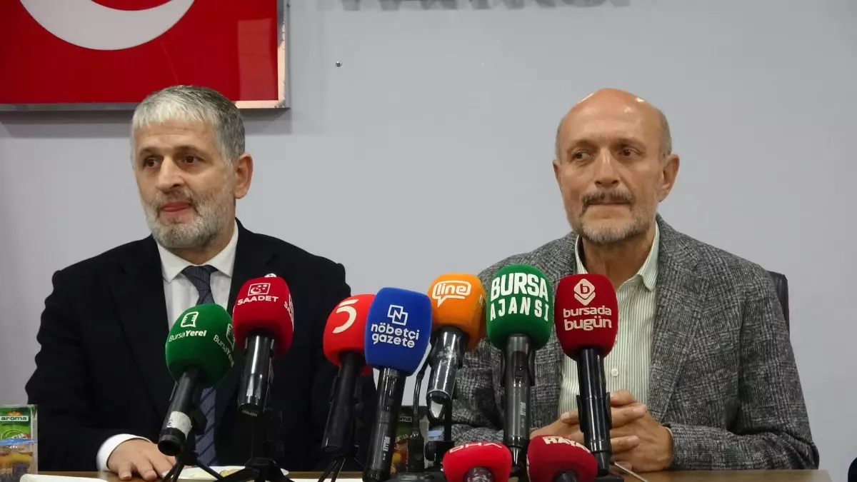 gazzeye yardim icin yola cikan milletvekilleri israil askerleri tarafindan alikonuldu 2lheWdNm