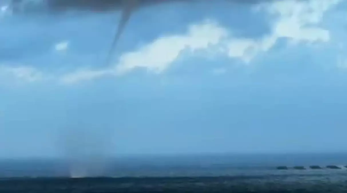 hortum balik ciftligini teget gecti sxtUM6Cm.jpg