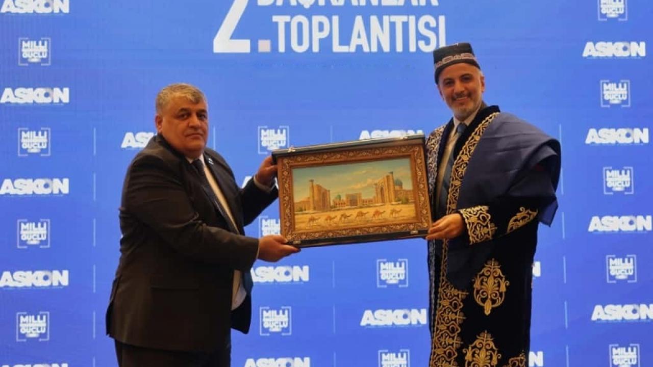 orhan aydin turk devletleri rotalarini birbirlerine kirmali TNrgZg1n.jpeg