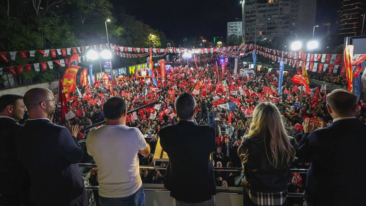 saatler kaldi chp bir ilki gerceklestiriyor zgH6gmhs.jpg