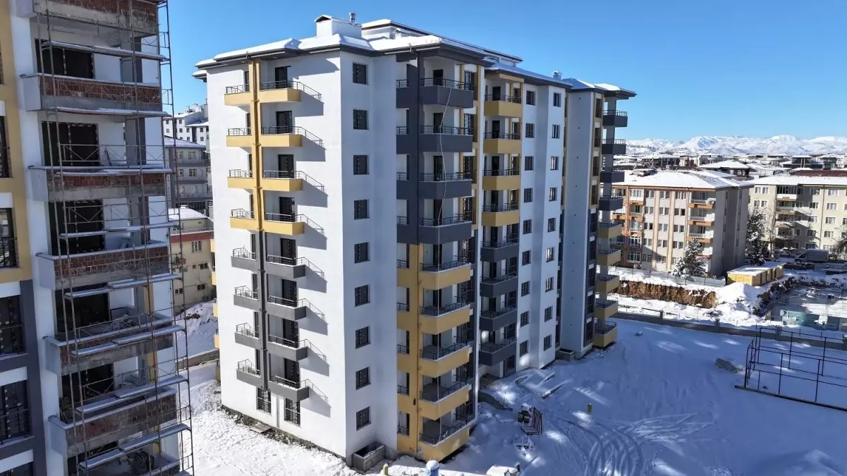 Başkan Geçit, “Yeşil yaşam evleri Yeşilyurt’un geleceğine değer katıyor”