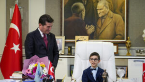 baskan-kaya-23-nisanda-koltugunu-emin-armana-devretti-FUu4ebsY