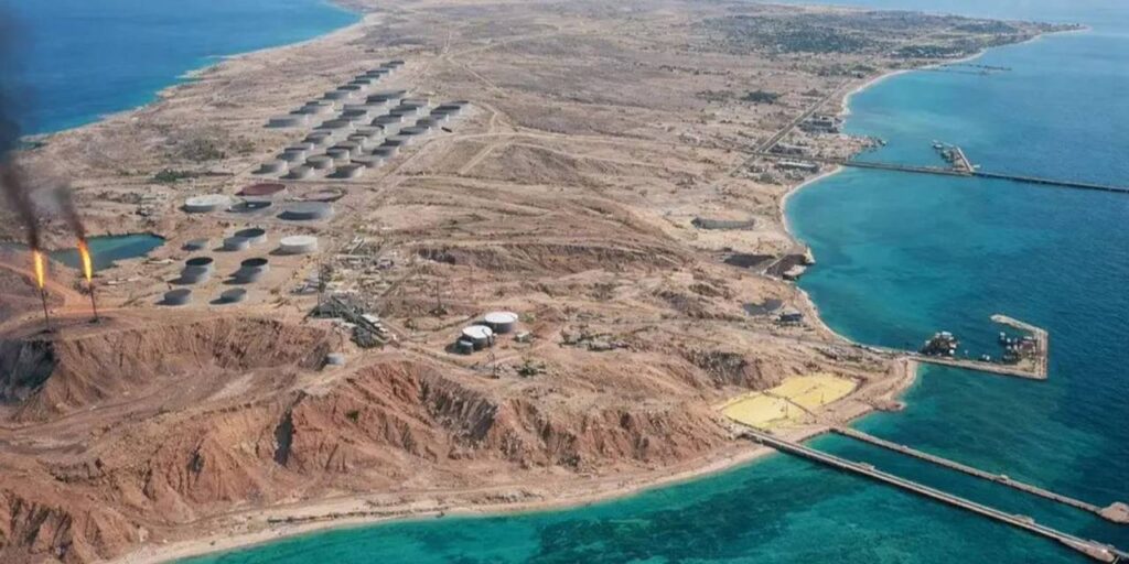 hark-adasi-hedefte-abd-iran-petrolunu-kilitlemeye-hazirlaniyor-PCSiEBAr