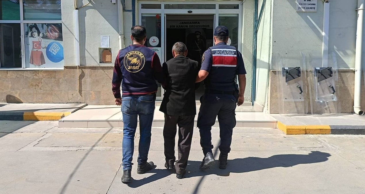 42-yil-hapis-cezasi-bulunan-firari-yakalandi-hgZnpV8F