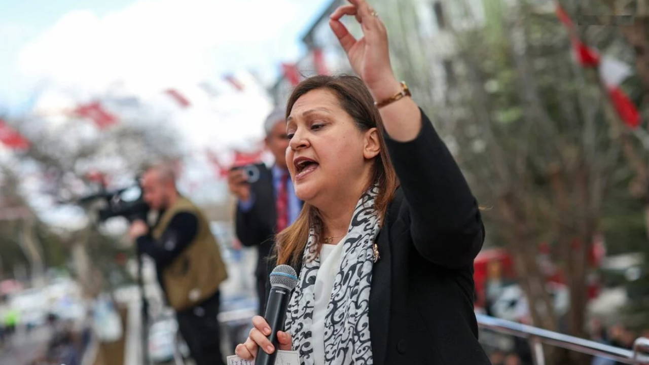 son-dakika-akpye-gececegi-iddia-ediliyordu-chpden-burcu-koksal-karari-kesin-ihrac-talebiyle-disipline-k6nzZ3X8