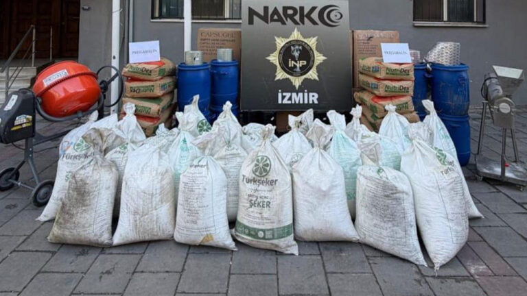 uyusturucu-cetesine-uc-ilde-operasyon-17-zehir-taciri-yakalandi-JkQAlax2